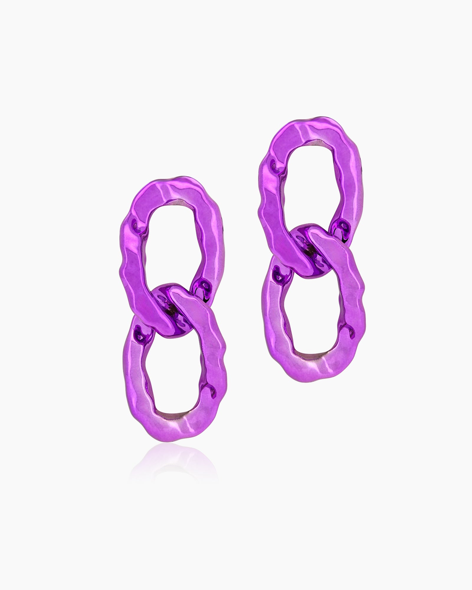 Glamorous purple earrings with oversized interlocking links and a high-shine, mirror-like finish