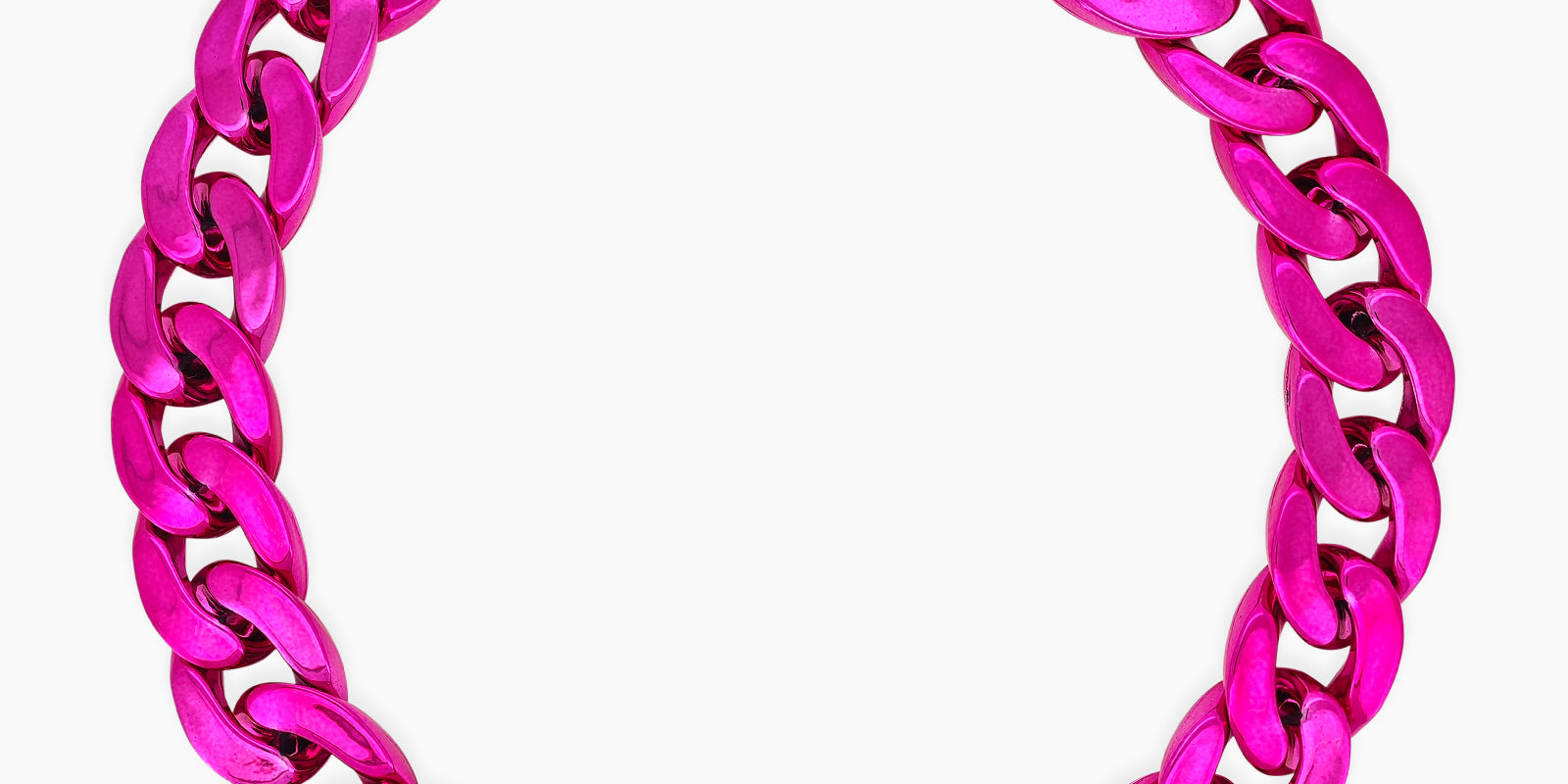 A magenta necklace of oversized curb links with a high-gloss metallic finish for an expressive look